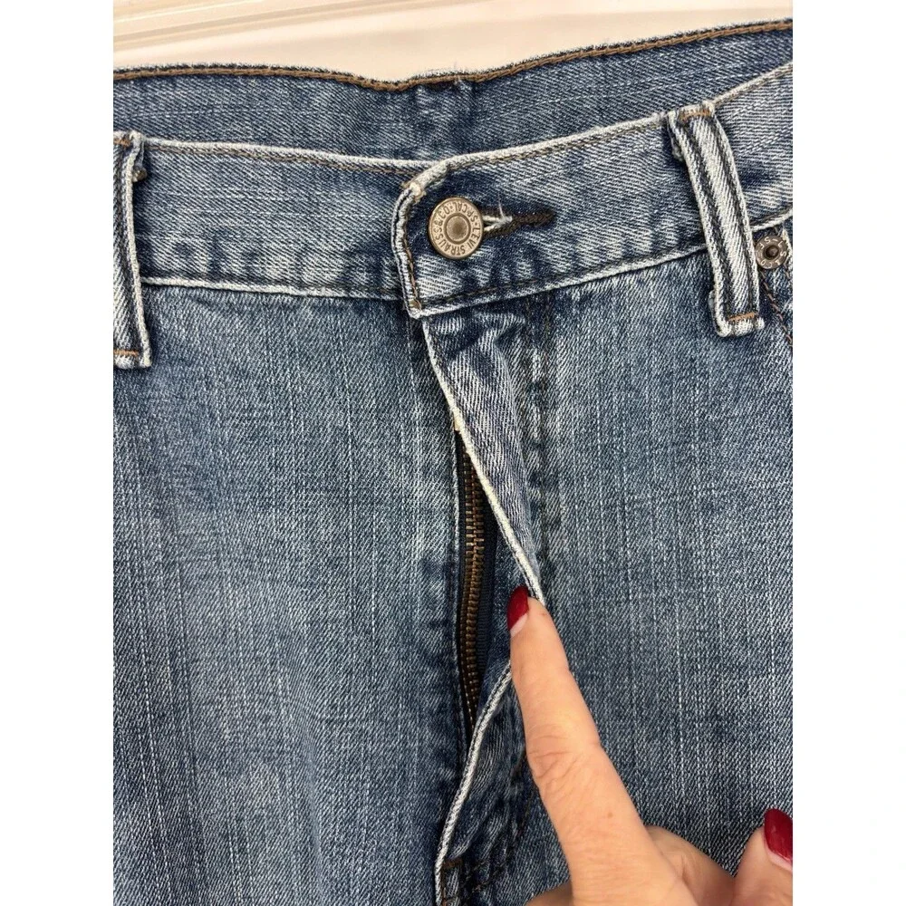 Levi’s 559 Relaxed Straight Jeans Men’s W38 L32 Medium Wash Zipper Fly